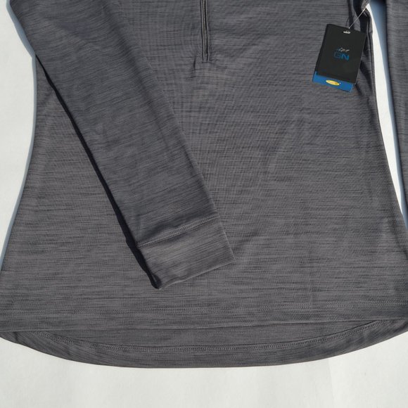 Women's Greg Norman Utility 1/4 Zip Pullover Colors: Dark Heather Size M (New). - Picture 5 of 8